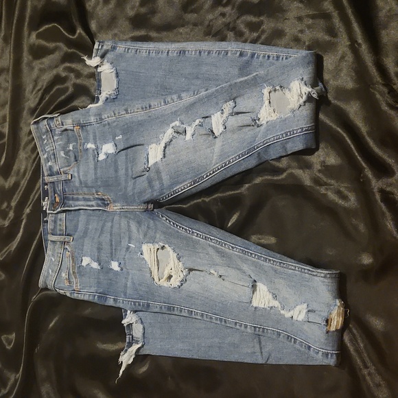 Hollister Jeans - Picture 14 of 15